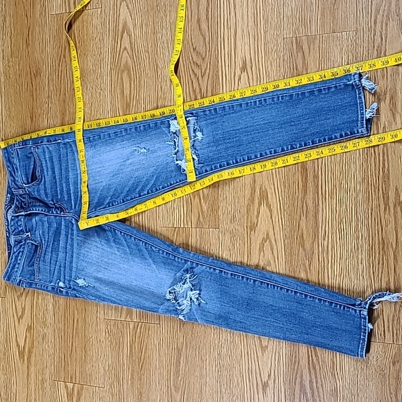 American Eagle Outfitters Denim - AMERICAN EAGLE VINTAGE 6x28 GIRLS WOMEN'S DENIM DISTRESSED STRETCH JEGING JEANS